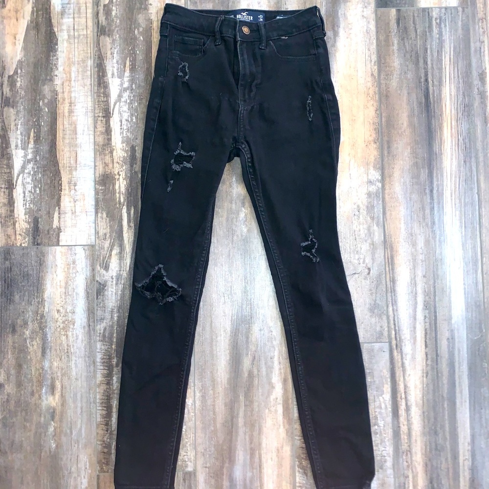 Black Hollister skinny jeans